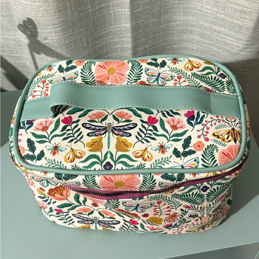 Toiletry or Makeup Bag - Picture 2 of 3